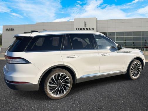 2025 Lincoln Aviator Reserve AWD