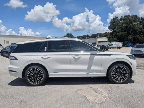 2025 Lincoln Aviator Black Label
