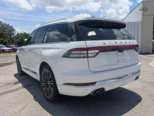 2025 Lincoln Aviator Black Label