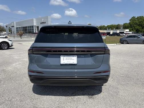 Whisper Blue Metallic Clearcoat 2026 Lincoln Nautilus Premiere