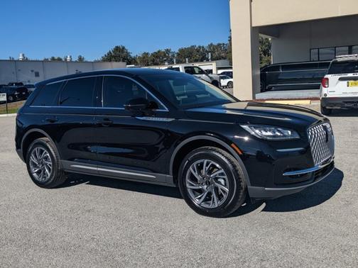 2025 Lincoln Corsair Premiere