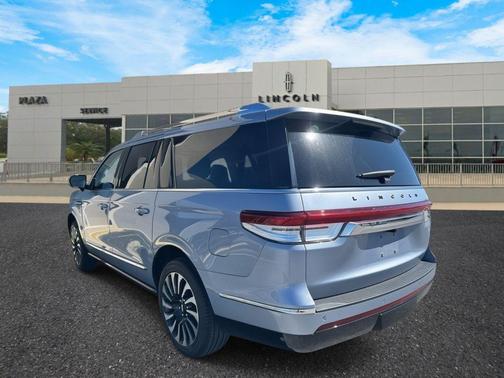 2023 Lincoln Navigator Black Label