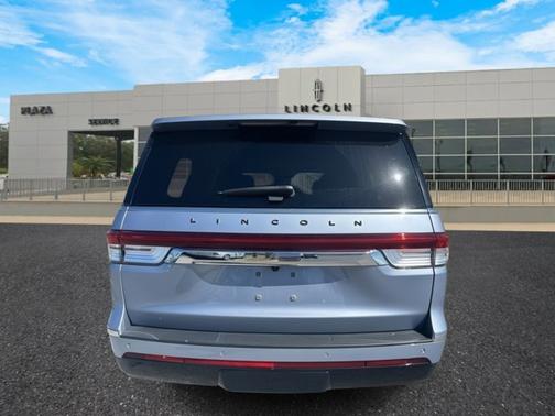 2023 Lincoln Navigator Black Label
