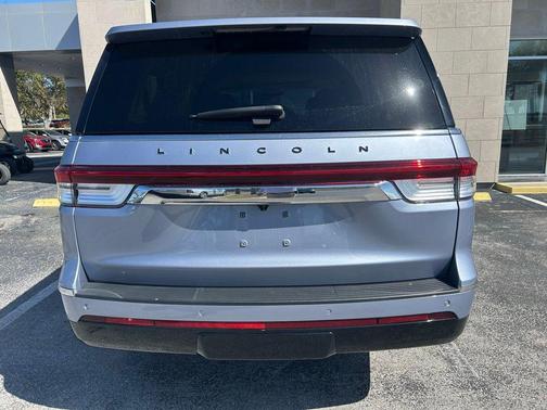 2023 Lincoln Navigator Black Label
