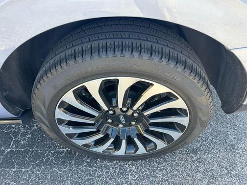 2023 Lincoln Navigator Black Label