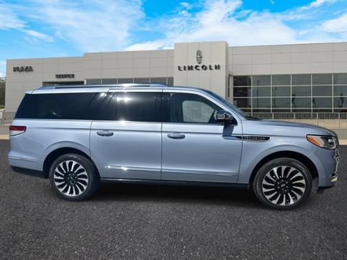 2023 Lincoln Navigator Black Label