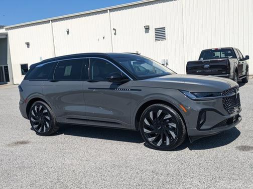 2025 Lincoln Nautilus Black Label