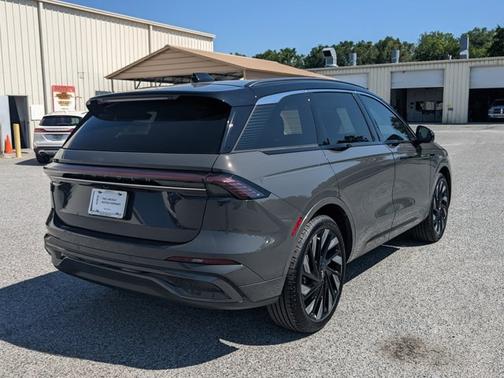 2025 Lincoln Nautilus Black Label