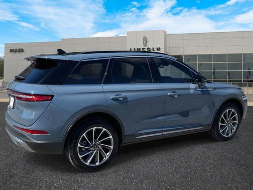 2025 Lincoln Corsair Premiere