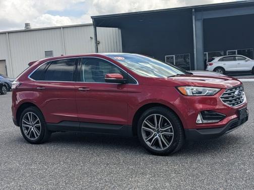 2020 Ford Edge Titanium