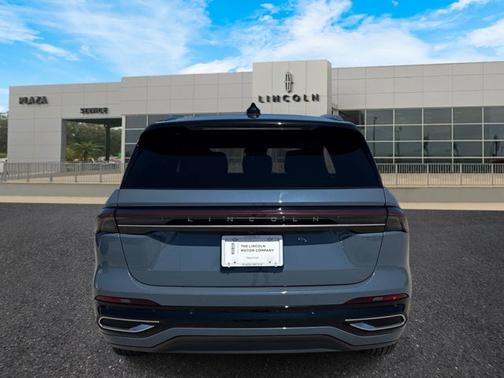Blue Metallic 2026 Lincoln Nautilus Reserve