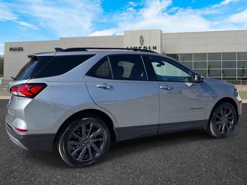 2023 Chevrolet Equinox FWD RS