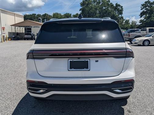 2025 Lincoln Nautilus Black Label
