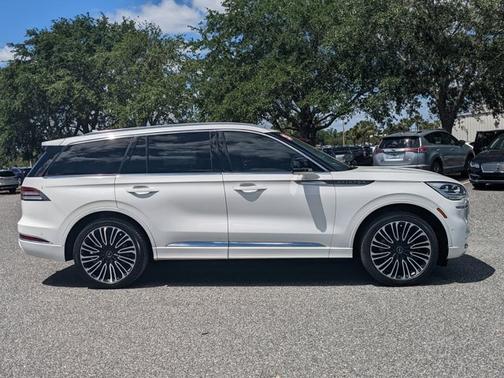 2023 Lincoln Aviator Black Label