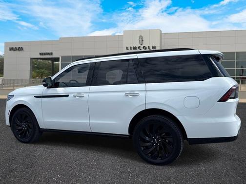 White 2026 Lincoln Navigator Reserve