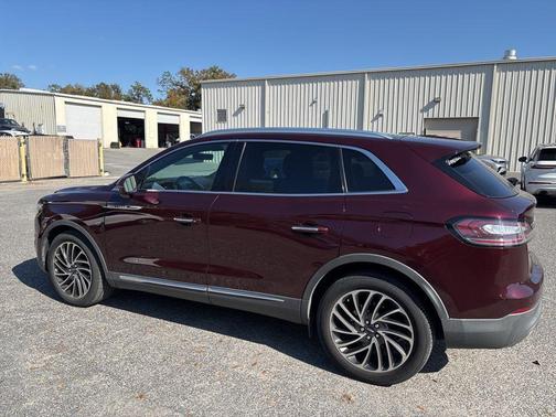2019 Lincoln Nautilus Reserve