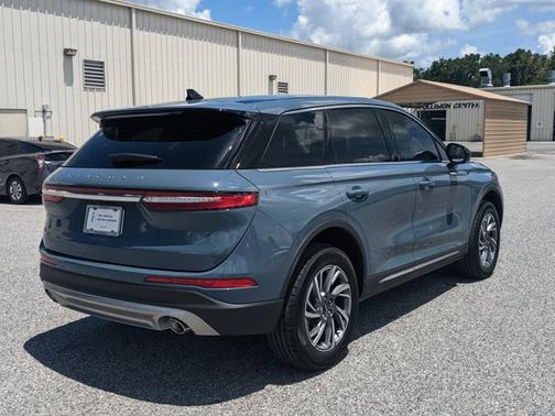 2025 Lincoln Corsair Premiere