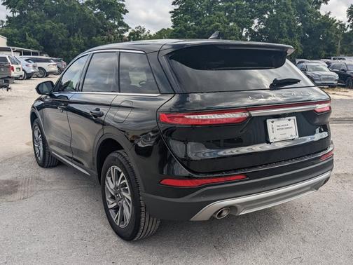 2025 Lincoln Corsair Premiere