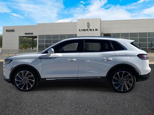 2023 Lincoln Nautilus Reserve