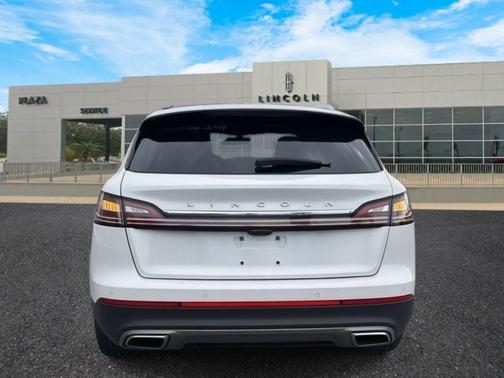 2021 Lincoln Nautilus Reserve