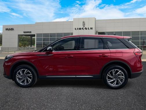 2025 Lincoln Corsair Premiere