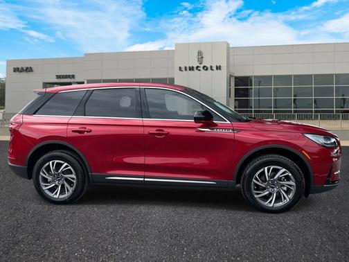 2025 Lincoln Corsair Premiere