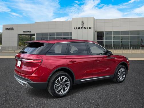 2025 Lincoln Corsair Premiere