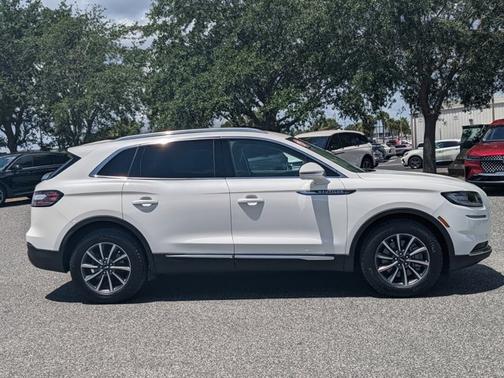 2021 Lincoln Nautilus Standard