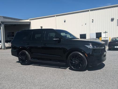 2025 Lincoln Navigator Reserve