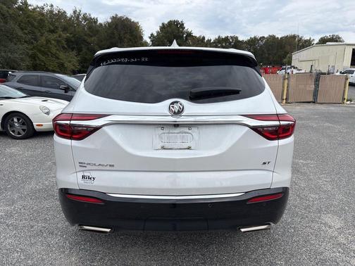 2021 Buick Enclave AWD Essence