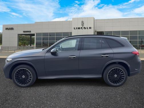 2025 Mercedes-Benz GLC 300 4MATIC