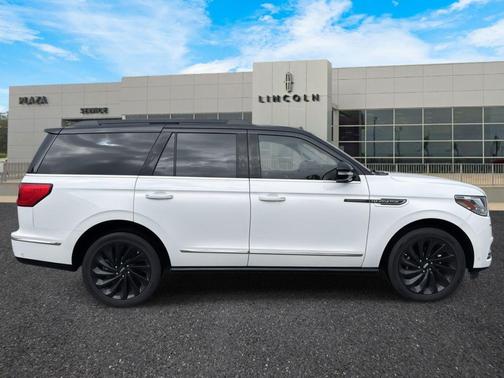 2021 Lincoln Navigator Black Label