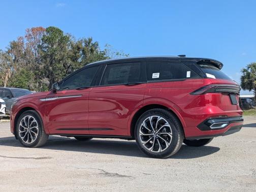 2025 Lincoln Nautilus Reserve