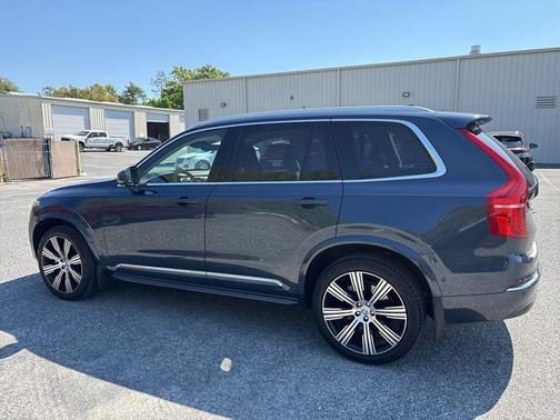 2023 Volvo XC90 B6 Ultimate 7-Seater