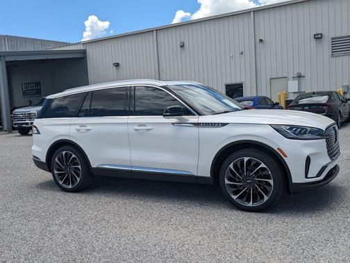 2025 Lincoln Aviator Reserve