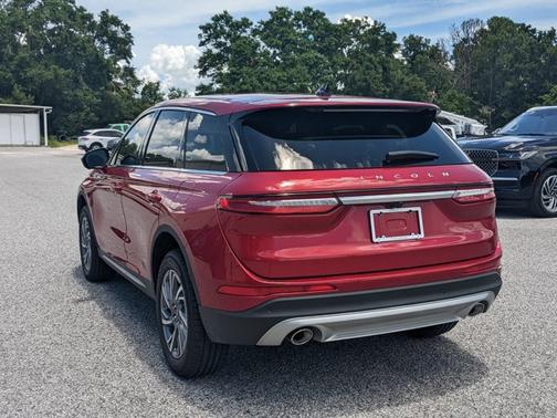 2025 Lincoln Corsair Premiere