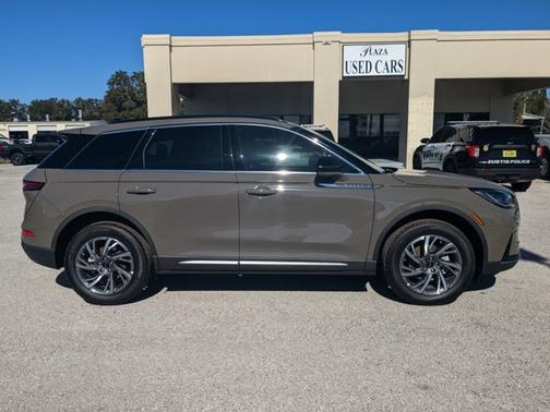 2025 Lincoln Corsair Premiere
