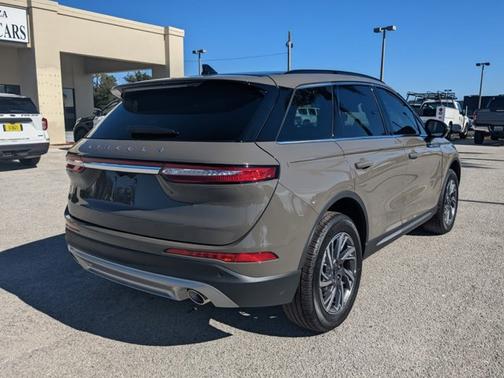 2025 Lincoln Corsair Premiere