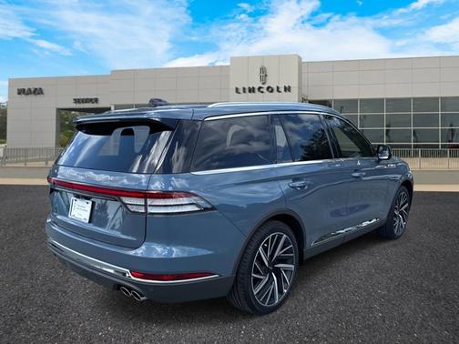 2025 Lincoln Aviator Reserve