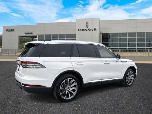 2026 Lincoln Aviator Premiere
