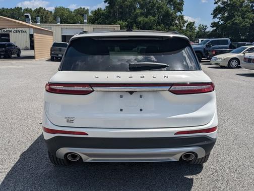 2025 Lincoln Corsair Premiere