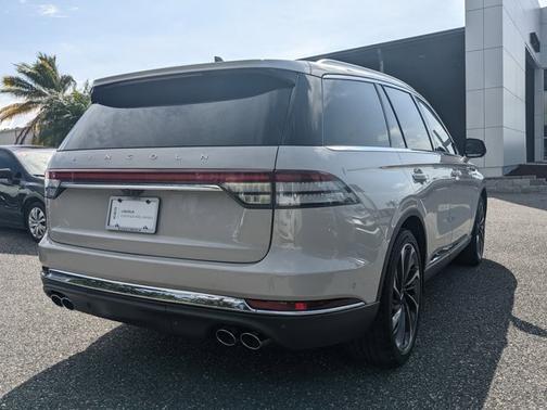 2023 Lincoln Aviator Reserve