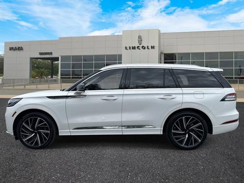 2025 Lincoln Aviator Black Label AWD