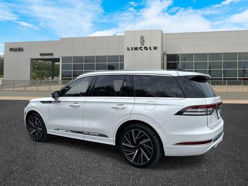 2025 Lincoln Aviator Black Label AWD