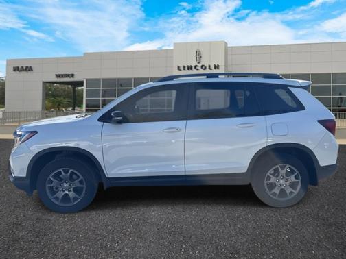 2024 Honda Passport AWD TrailSport