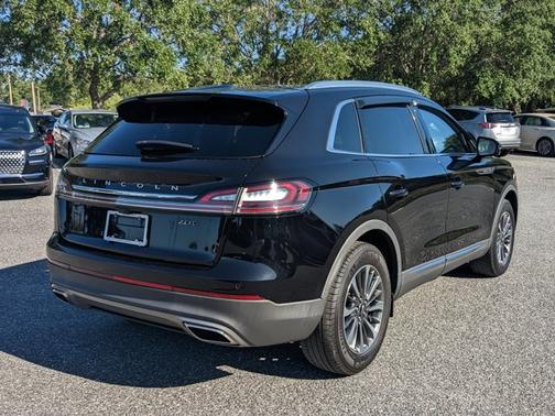 2019 Lincoln Nautilus Select