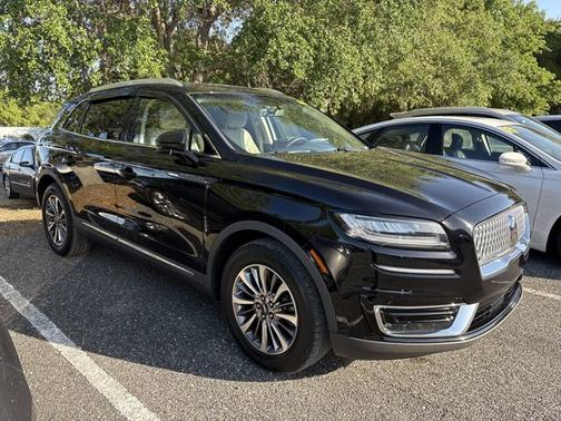 2019 Lincoln Nautilus Select