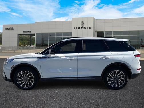 2026 Lincoln Corsair Reserve