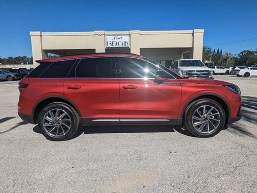 2025 Lincoln Corsair Premiere