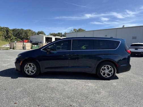 2024 Chrysler Pacifica Limited